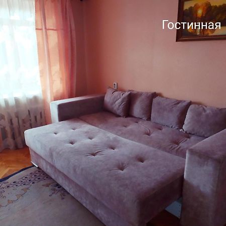 Apartment On Oktyabrskaya 105 Bobruisk Buitenkant foto