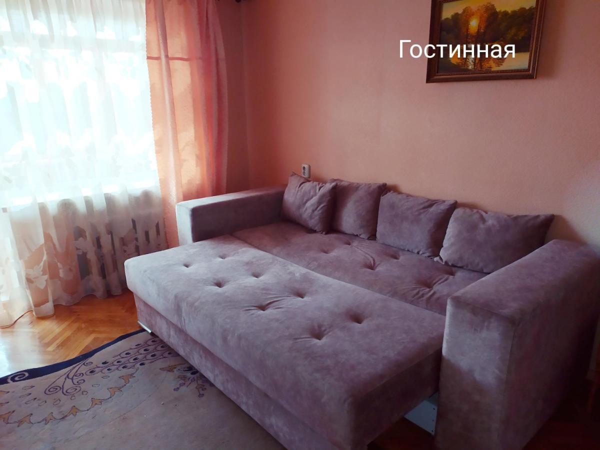 Apartment On Oktyabrskaya 105 Bobruisk Buitenkant foto
