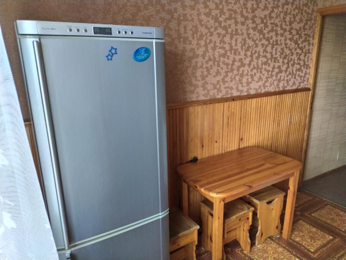 Apartment On Oktyabrskaya 105 Bobruisk Buitenkant foto